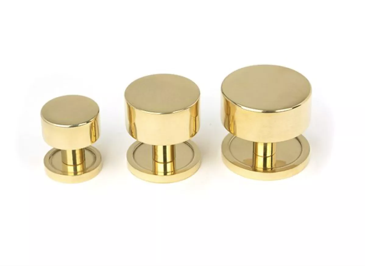 Anvil Polished Brass Kelso 32mm Cabinet Knob (Plain) | 50295 6 Anvil Polished Brass Kelso 32mm Cabinet Knob (Plain) | 50295 - Image 4