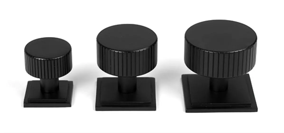 Anvil Matt Black Judd 25mm Cabinet Knob (Square) | 50426 6 Anvil Matt Black Judd 25mm Cabinet Knob (Square) | 50426 - Image 4