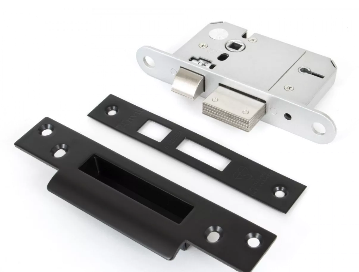 From The Anvil 64mm Black British Standard 5 Lever Sashlock | 91055 3 From The Anvil 64mm Black British Standard 5 Lever Sashlock | 91055